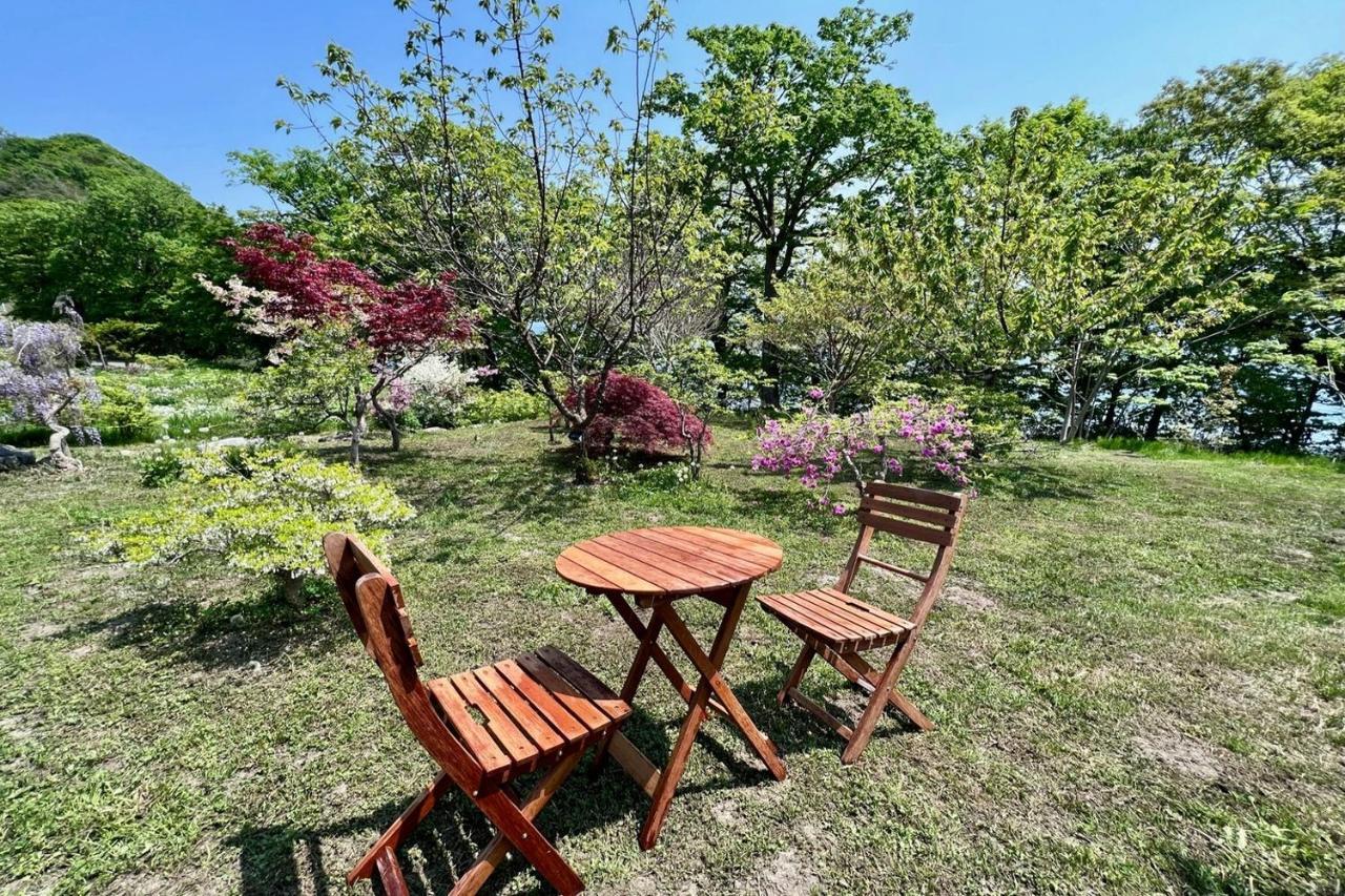 Yellow House By Lake Toya - Vacation Stay 66061V エクステリア 写真